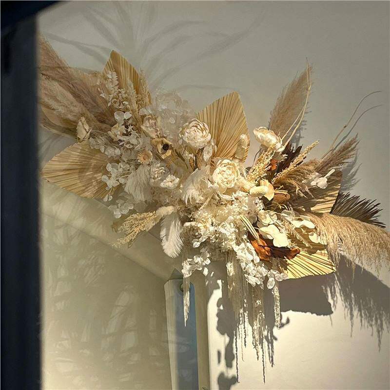 网红芦苇干花艺商业美陈壁挂花艺服装店橱窗酒店餐厅婚礼悬空装饰图片