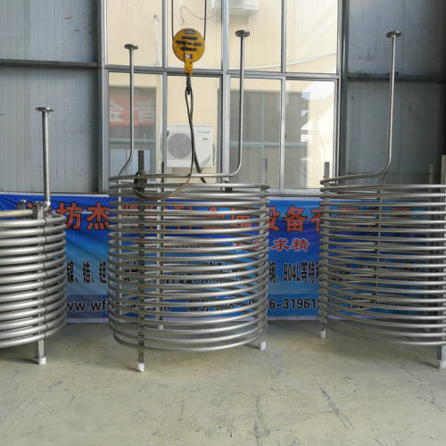 潍坊杰凯TA2钛合金管化工设备耐高温钛法兰冷凝器钛盘管