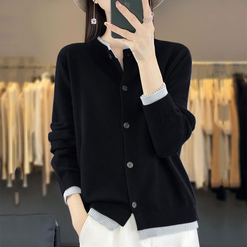 高级感撞色圆领纽扣针织开衫女