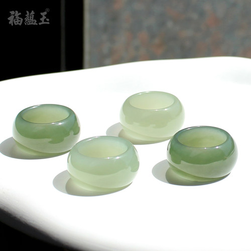 天然和田玉冰晴绿色扳指圆弧宽版
