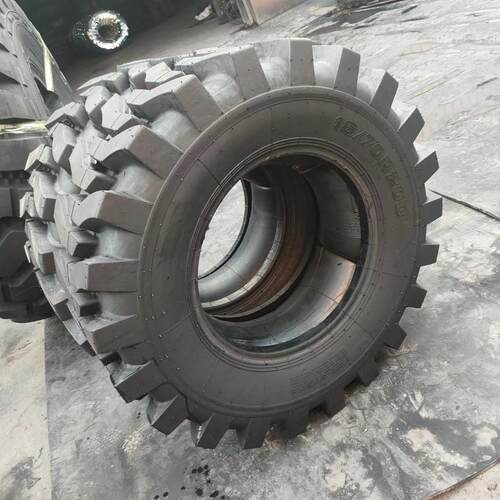 20.5/701R166865/720R2106/70R4铲车轮胎装载机半实心轮胎出口