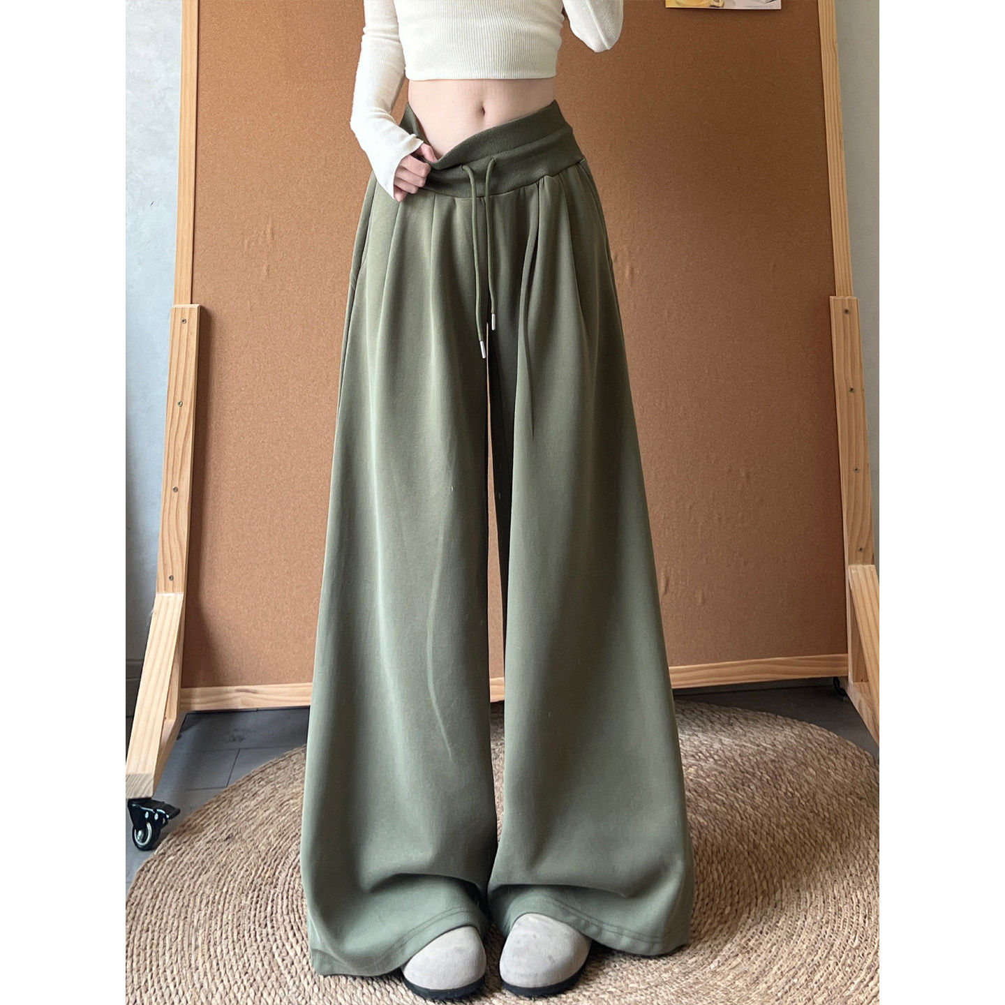 宽腰提臀阔腿裤女宽松显瘦