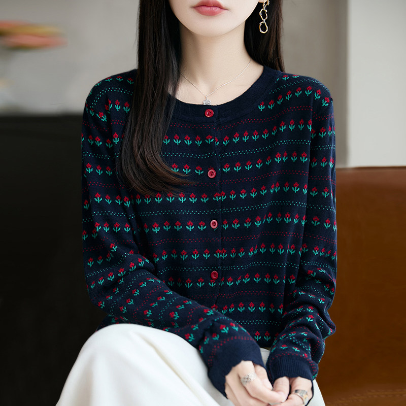 早秋条纹提花针织开衫外套女2025新款春秋洋气大码女装秋冬上衣