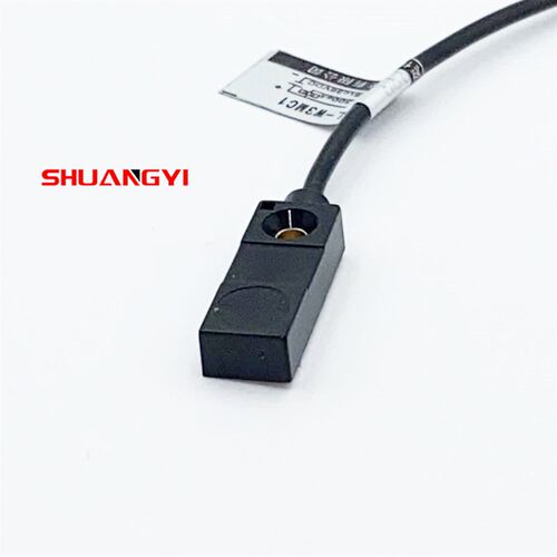 微小方形电感式接近开关传感器TL-W3MC1三线NPN常开PNP常闭12V24V