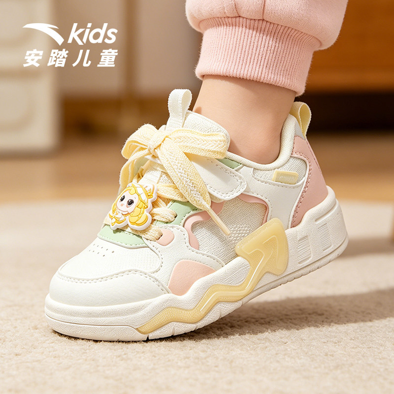 安踏儿童女小童秋季奶昔板鞋