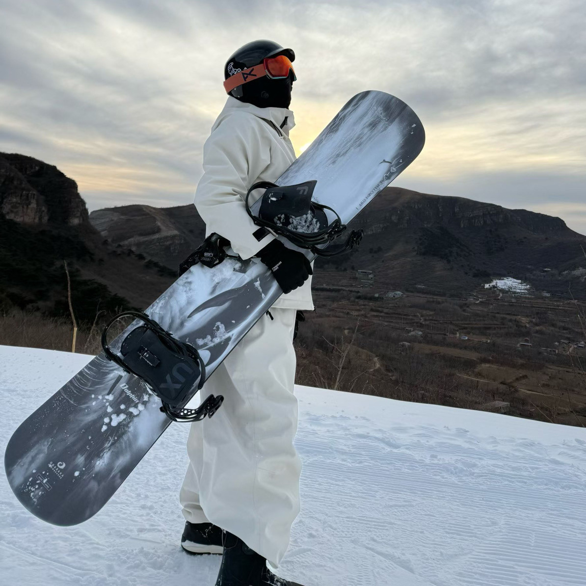 ACKRODY时尚连帽滑雪服上衣男女加厚防风防水保暖户外运动冲锋衣