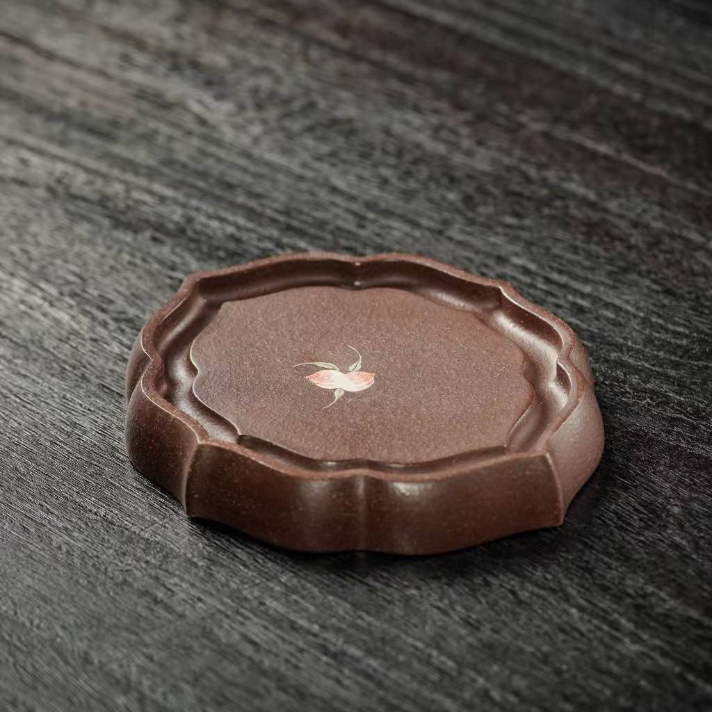 宜兴紫砂海棠壶承紫玉金砂泥料手工泥绘寿桃小茶盘杯垫