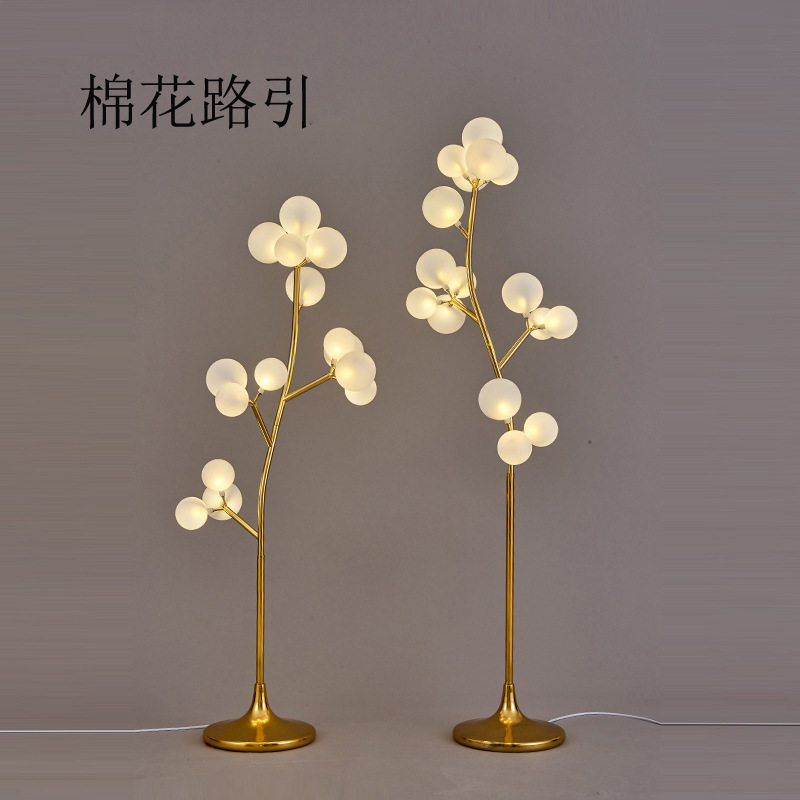 新款婚庆道具棉花树路引灯舞台橱窗布置装饰奶白圆球发光幸福果树