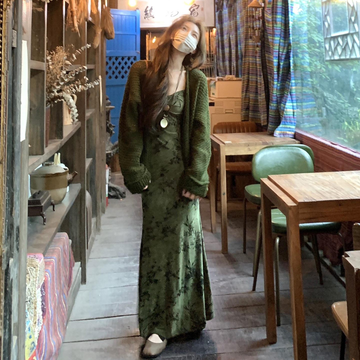 法式高级感绿色碎花吊带