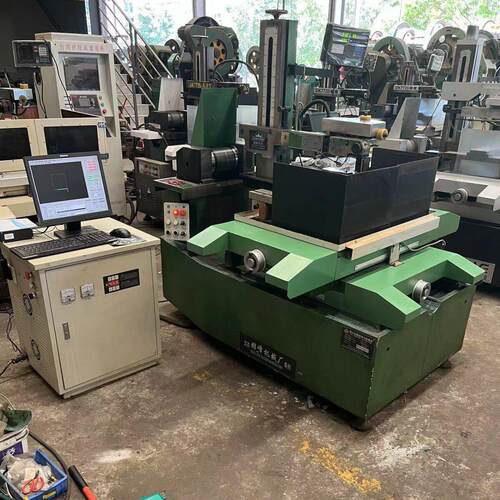 雄峰DK7745快走丝线切割机床 行程450×550，X8系统，2023年出厂