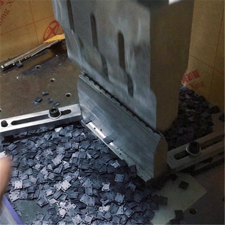 深圳惠州东莞石排虎门超声波振水口 塑胶产品毛边振落专用