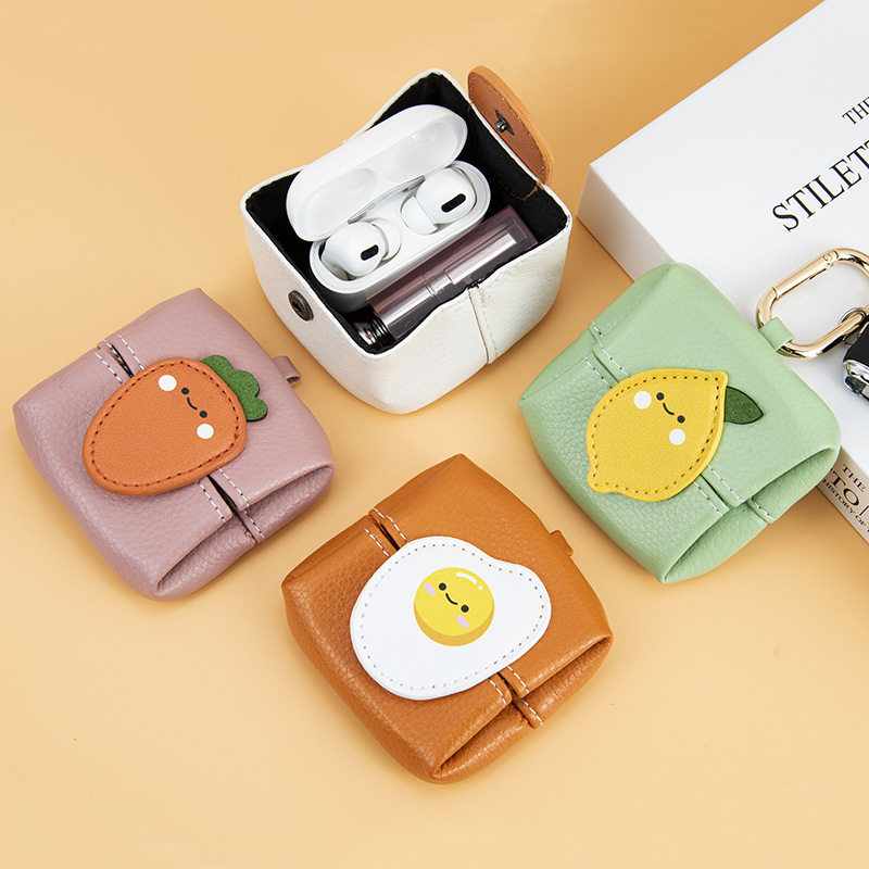 Source Factory NICE Creative Mini Storage Bag Keychain Fashion Personalized Headphone Bag Pendant Practical Gift for Girls