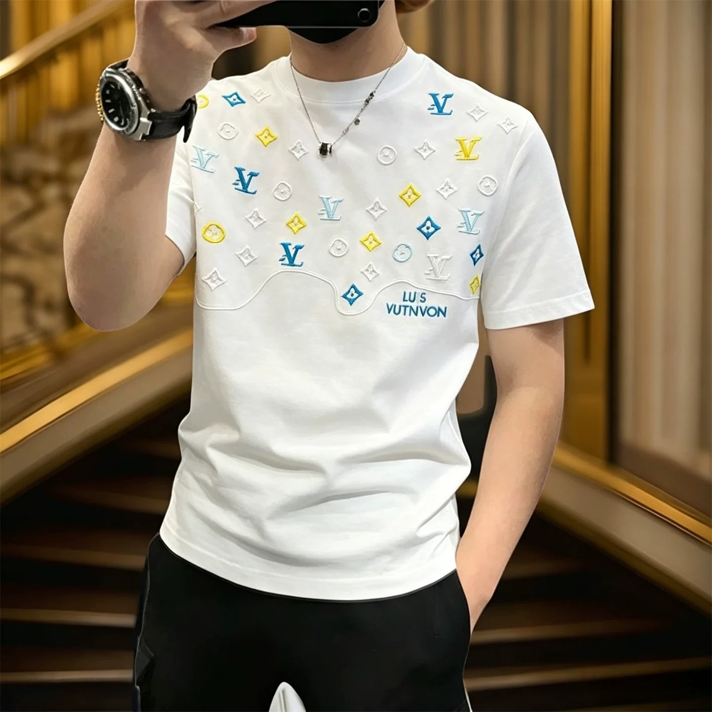 网红爆款男士短袖t恤夏季轻奢时尚刺绣半袖体恤痞帅修身潮牌上衣