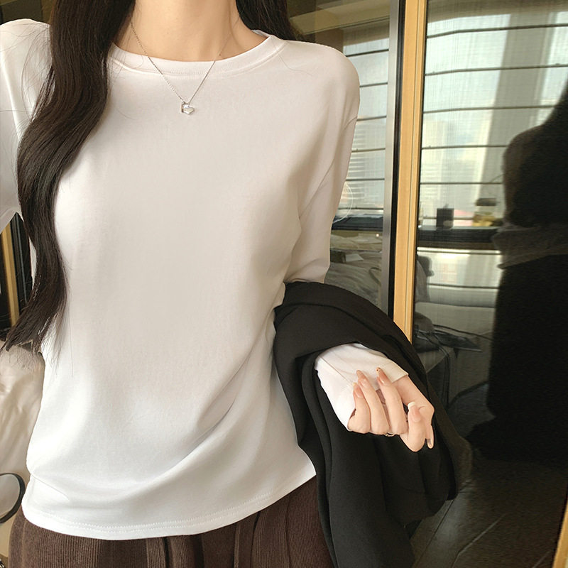 K2718正肩圆领纯棉长袖T恤女早秋内搭宽松显瘦百搭纯色打底衫上衣