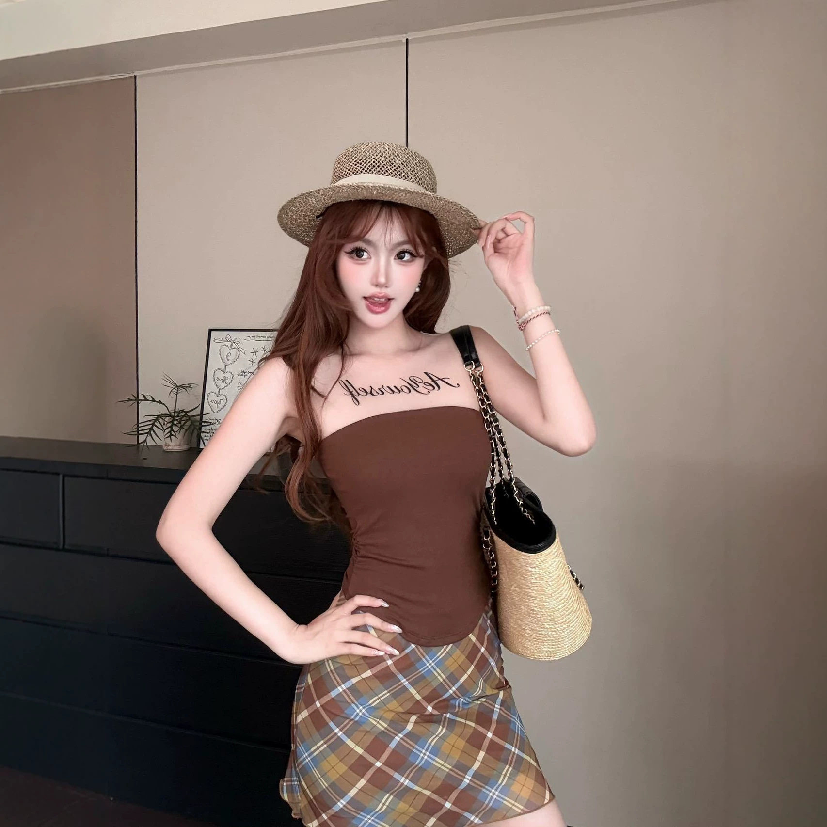 性感字母印花网纱拼接抹胸背心女