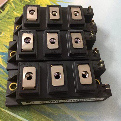 700系列变频器FR-A740-7.5K-CHTFR-A740-5.5K-CHTFR-A740-11K-CHT