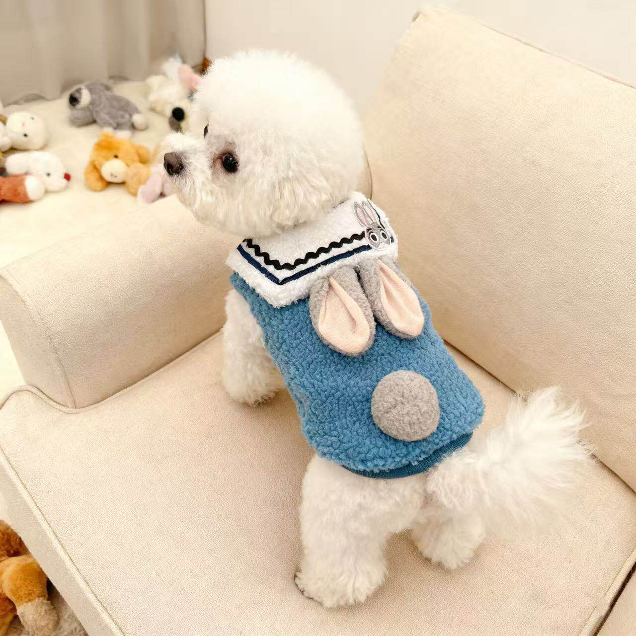 宠物衣服秋冬服饰保暖中小型犬卡通变身装加绒按扣式可爱背心网红