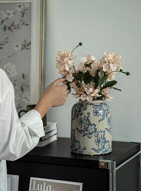 羞涩的梨花花瓶陶瓷青花图案中世纪风格水培插花装饰入口家居陈设