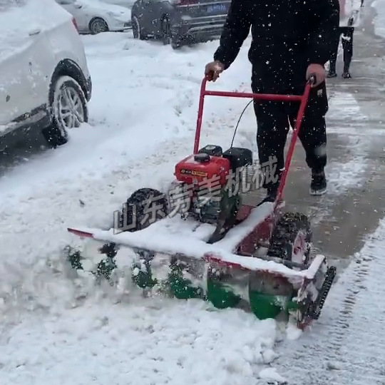扫雪机除雪车手推轮式清雪机小型除雪机家用多功能道路除雪抛雪机