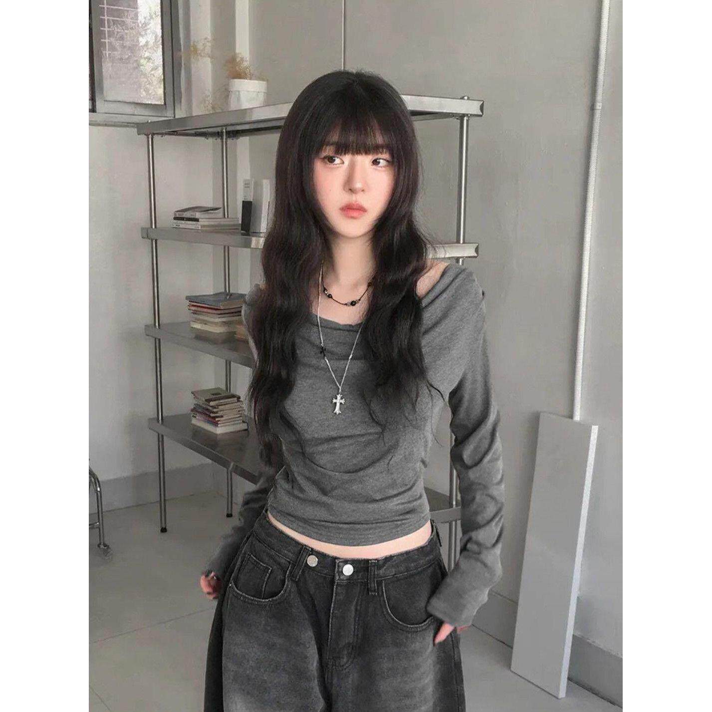 韩系新款甜酷设计感修身露肩收腰短款长袖T恤上衣女