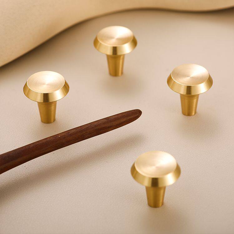 轻奢单孔纯铜拉手简约圆型抽屉橱柜小拉手北欧衣柜门把手全铜黄铜