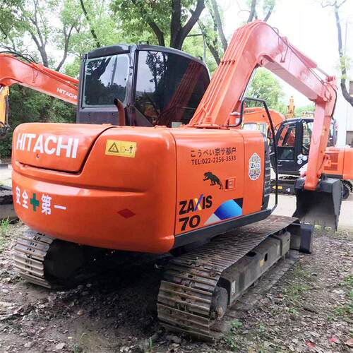 7吨HITACHI日立ZX70二手挖掘机带推土铲 现货直供 支持外贸出口