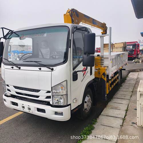 随车起重运输车 五十铃 KV100 出口底盘 3-5 吨吊机 各品牌可选