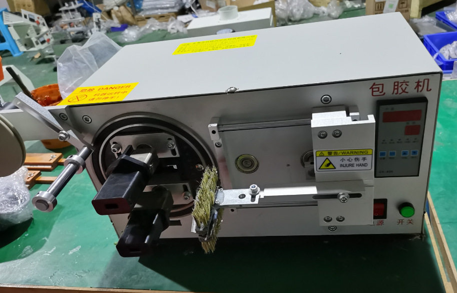 美规充电器包膜机覆膜机欧规充电器外壳包膜机中规充电器外壳包膜