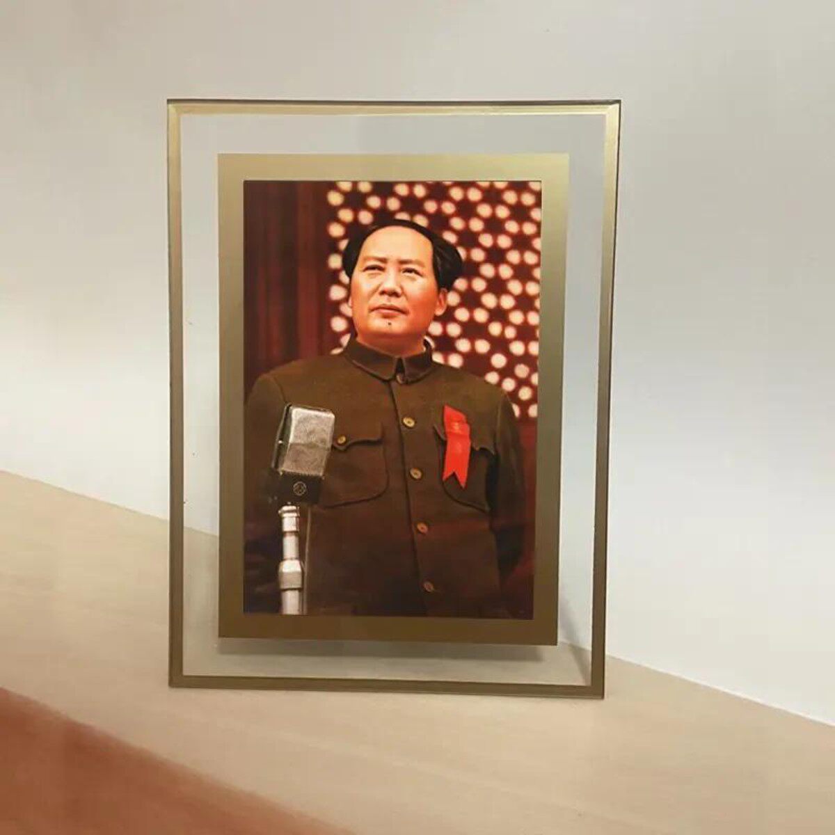 毛主席像摆件水晶玻璃相框伟人头像办公室桌面摆台客厅酒柜装饰画