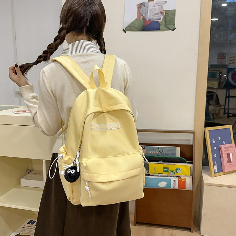 书包女生高颜值百搭大容量初中学生高中日系学院风简约背包双肩包