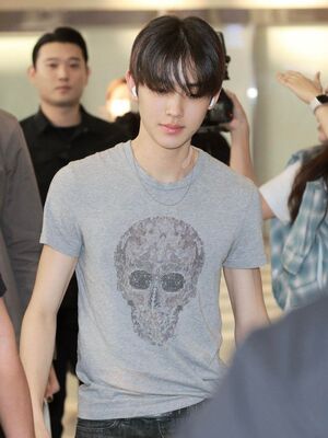 cortis严成玹同款骷髅头印花纯棉外穿短袖T恤男女应援上衣打底衫