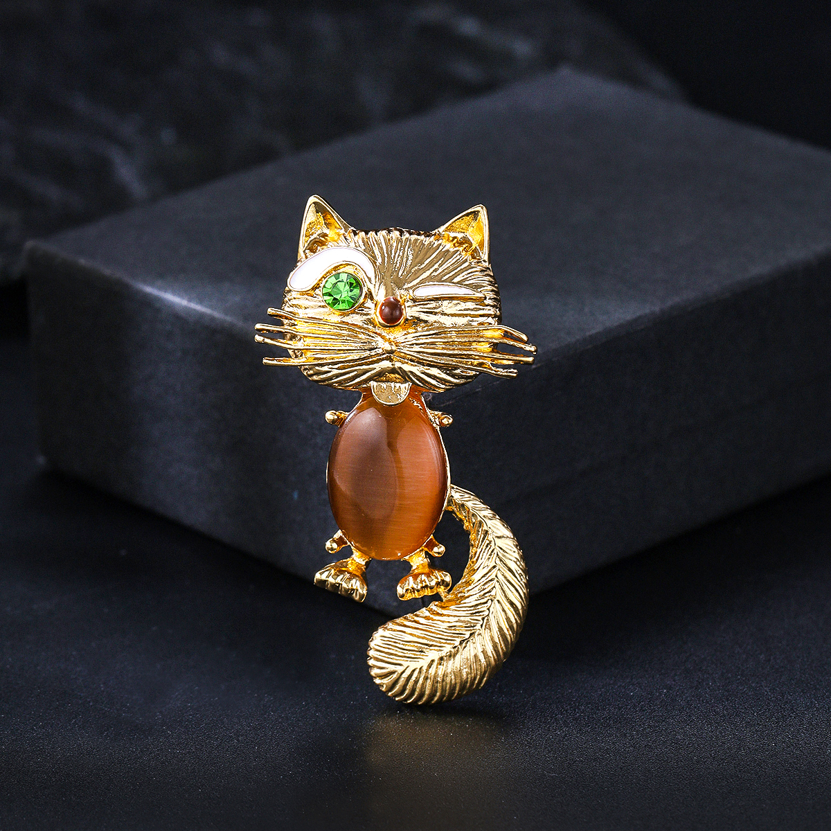 复古个性创意卡通大尾巴猫咪胸针精致可爱服装包包配饰品别针胸花