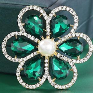 韩版 饰品 六瓣花朵胸针多彩耀眼水晶胸花西服配饰高级感设计别针装