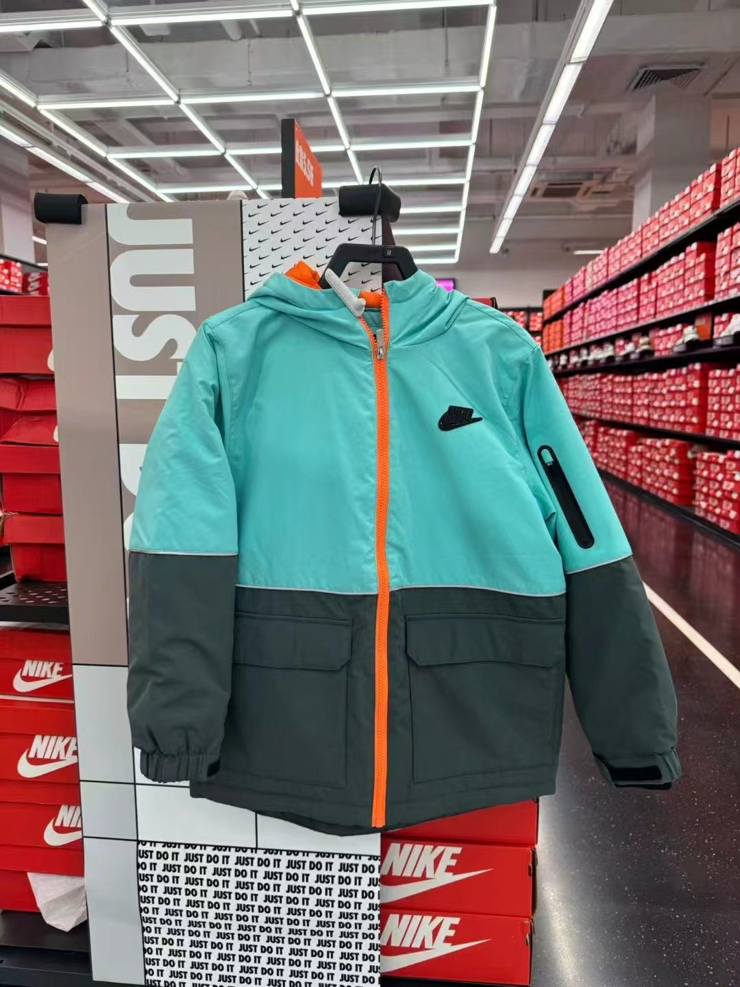 晶晶正品耐克大童休闲运动棉服外套IR0014-369,运动服/休闲服装,运动棉衣,淘宝优惠券,粉丝福利购,淘宝优惠卷