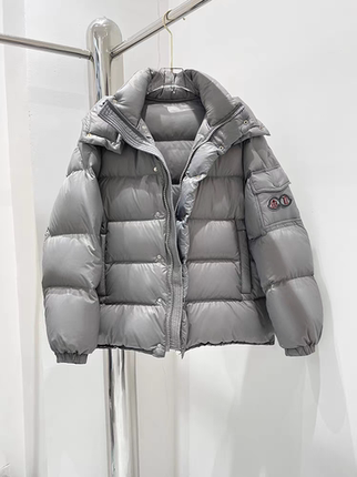 灰色羽绒服大码amo5827