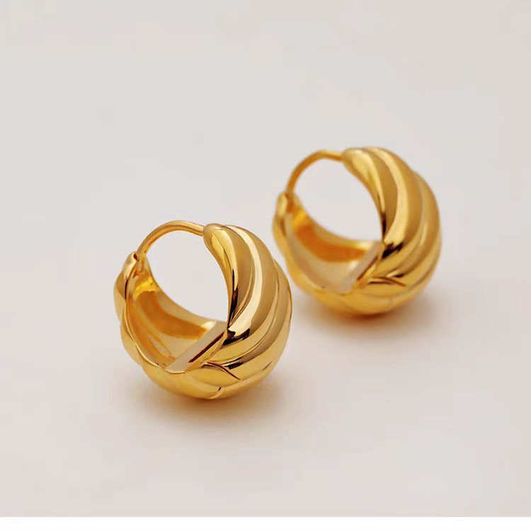 M家螺纹耳环女款轻奢复古气质