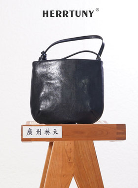 赫天herrtuny2024新品极简风复古植鞣牛皮福铃包单肩斜挎包马鞍包