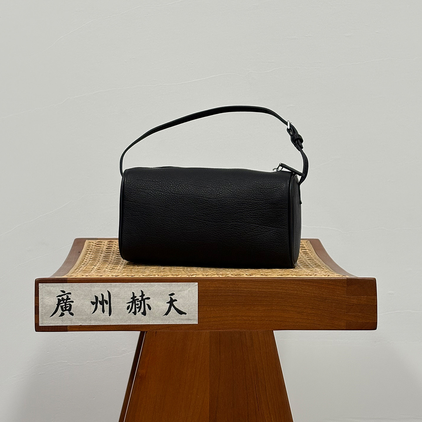 row笔筒小号羊皮手拎斜挎图片