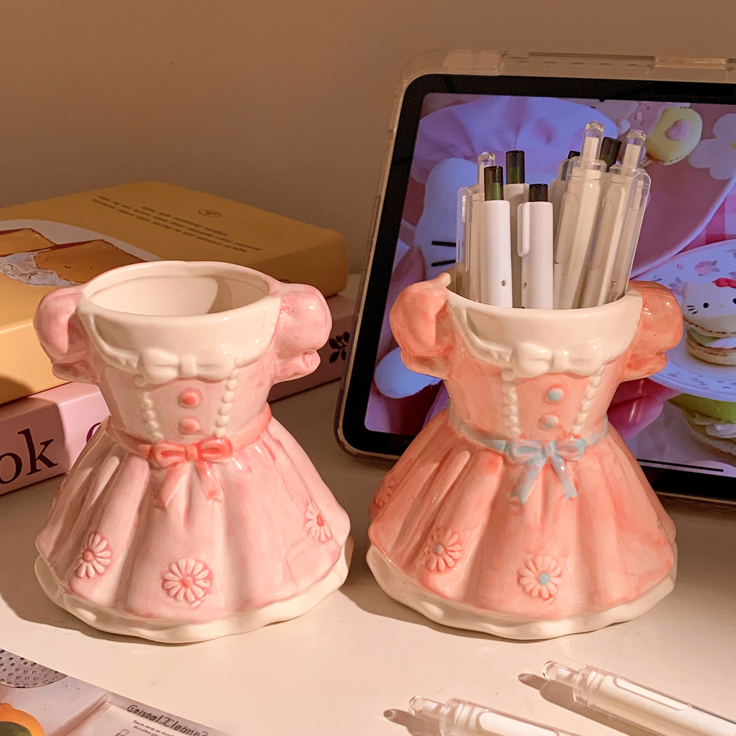 可爱公主裙化妆刷收纳筒陶瓷笔筒办公室桌面摆件口红杂物收纳盒