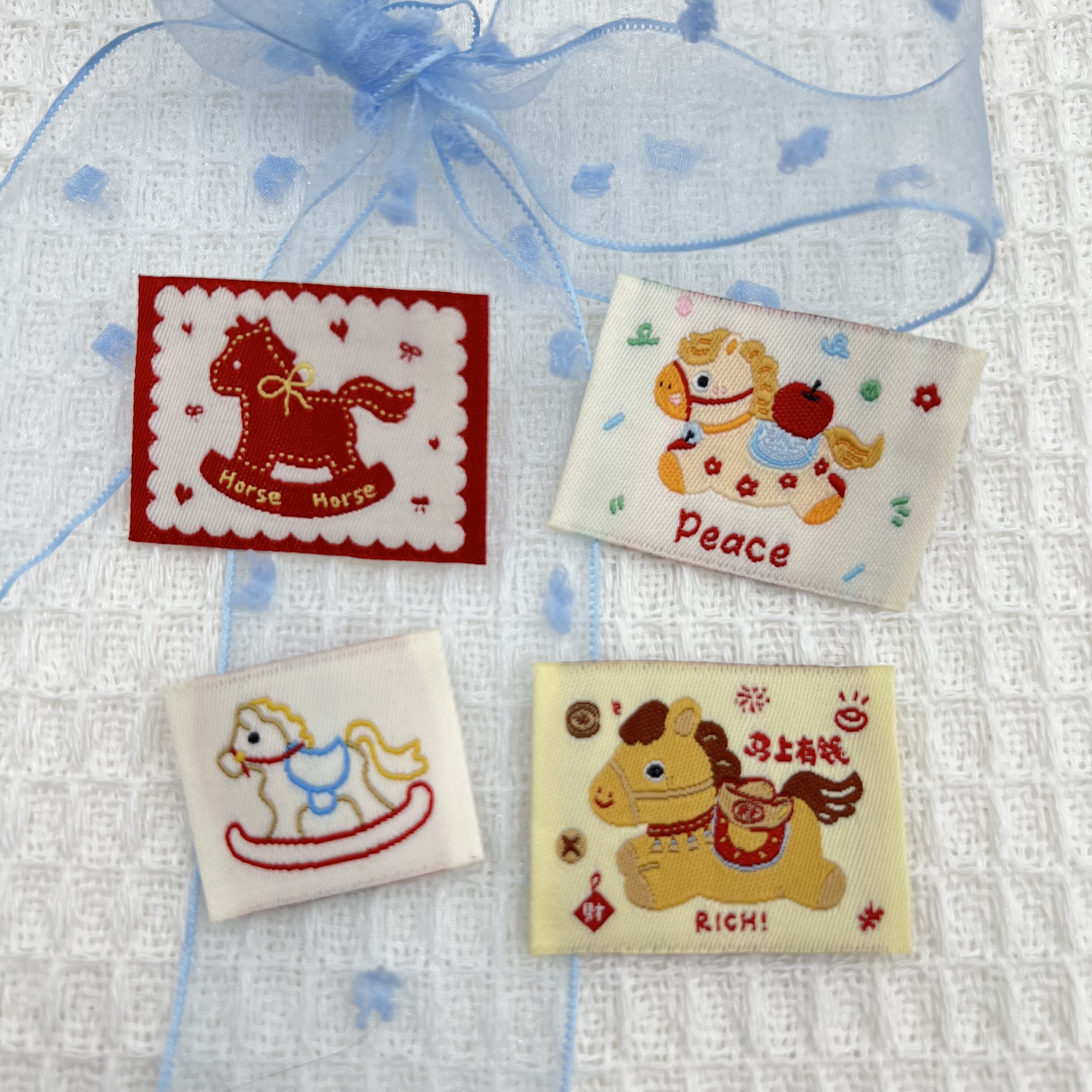 新款马年布标现货卡通刺绣布标领标服装辅料商标领标文创布贴,纺织面料/辅料/配套,印唛/织唛,淘宝优惠券,粉丝福利购,淘宝优惠卷