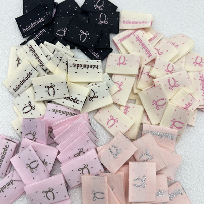 小红书推荐波点蝴蝶结肠圈对折标织标卡通水洗标手工文创标贴现货