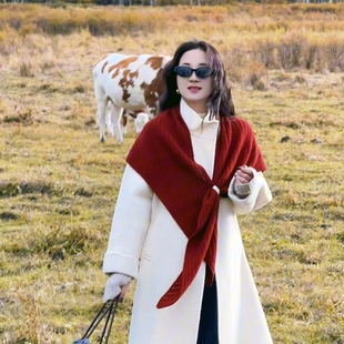 宫佩Cocoa小苏100%羊毛纯色三角围巾披肩外搭女冬季 保暖羊绒围脖