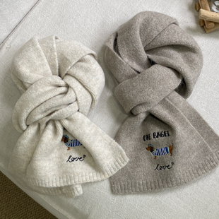 含羊毛安哥拉红刺绣针织可爱围巾女秋冬2025新款保暖加厚学生围脖