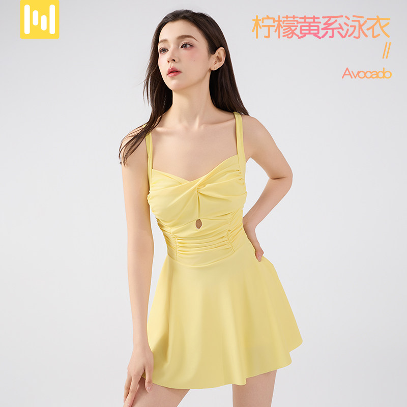 泳衣女夏季爆款保守吊带裙式连体微胖遮肉泡温泉柠檬黄绝美游泳衣