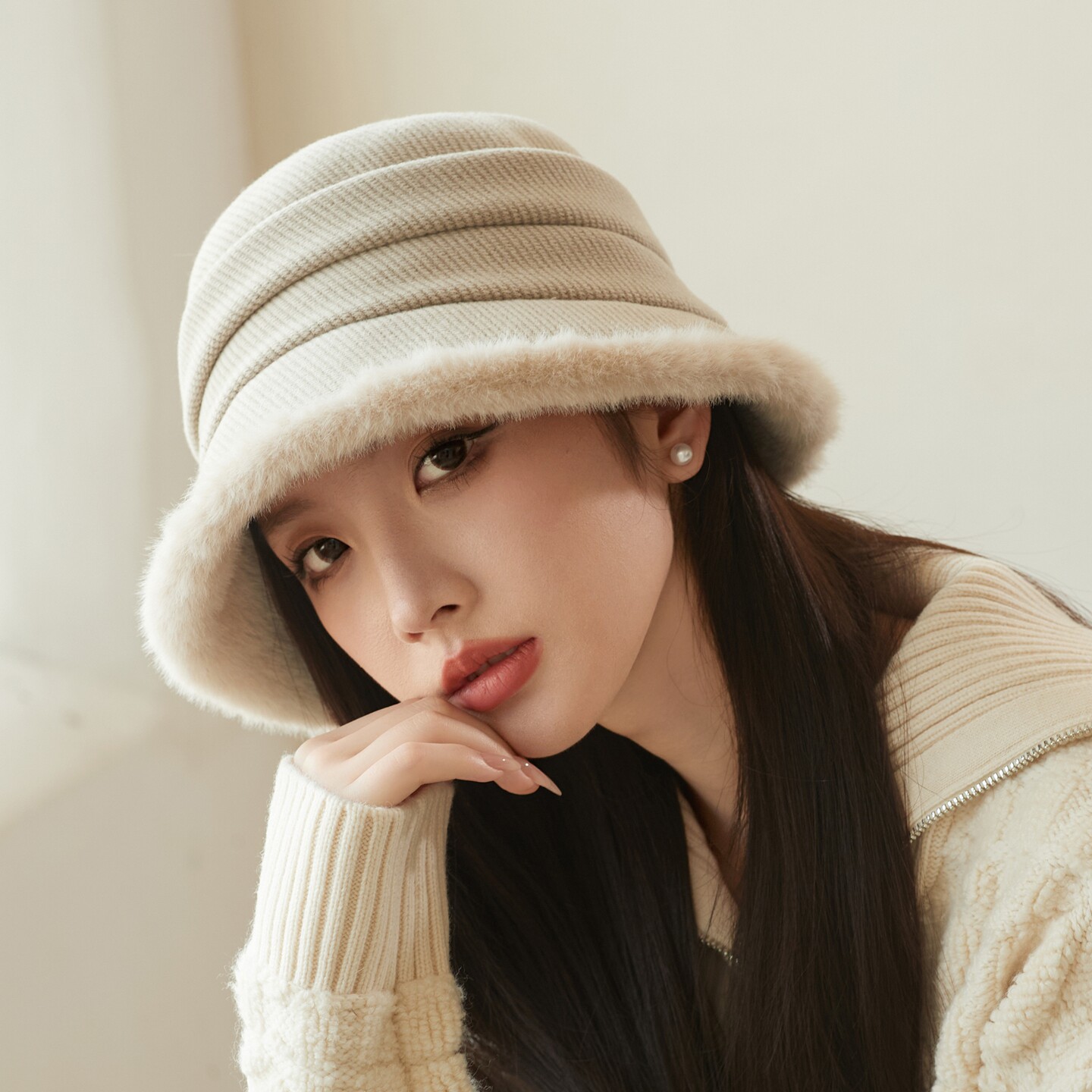 毛绒渔夫帽女秋冬保暖加厚卷边中老年妈妈盆帽时尚百搭防风帽子潮