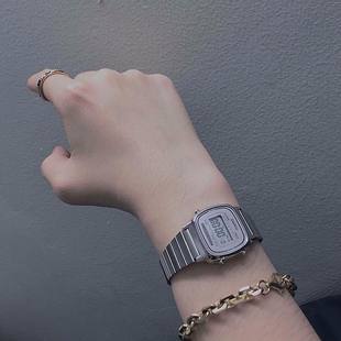 卡西欧LA670 复古 LA680 A168WA方块电子 银表钢带 小金表 经典