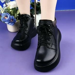秋冬厚底新款马丁靴女圆头系带轻便松糕加绒保暖妈妈平底女短筒靴