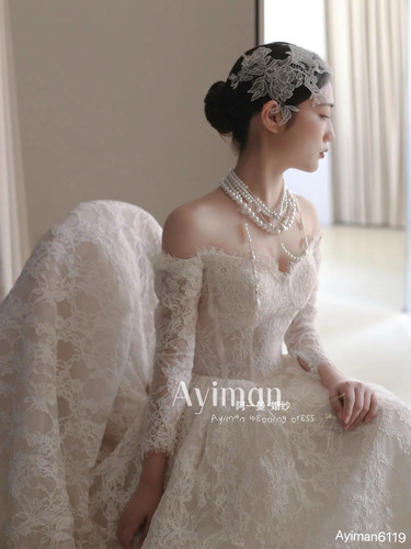 出租2025新款如曼正品重工蕾丝法式高级感蕾丝婚纱长袖一字肩主纱