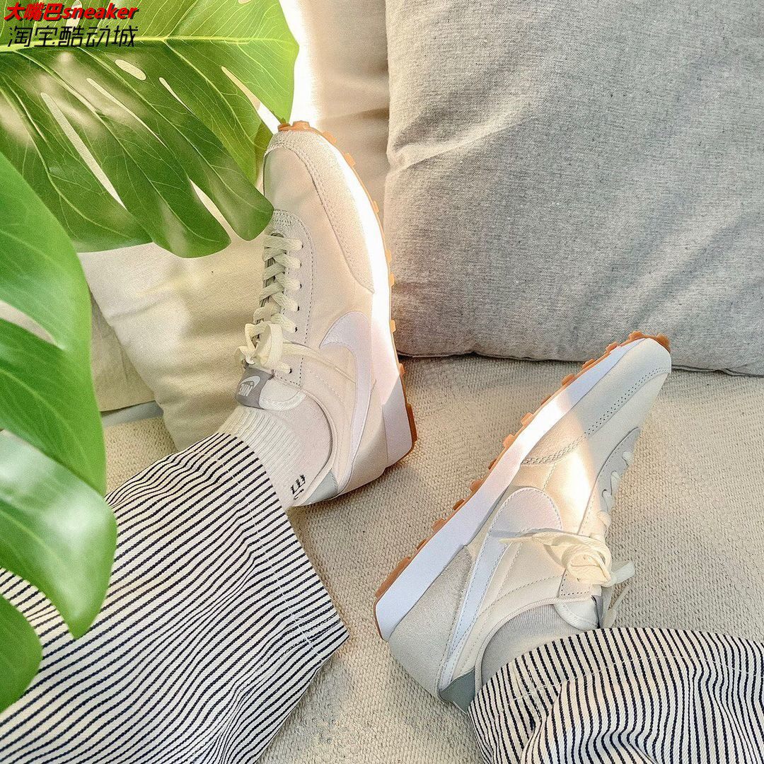 Nike/耐克华夫鞋女daybreak复古阿甘鞋秋季运动跑步鞋CK2351-101