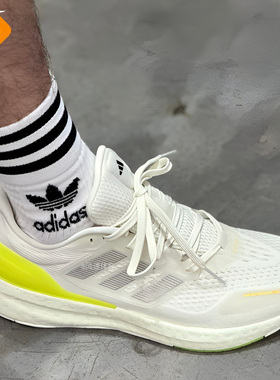 adidas阿迪达斯跑步鞋男2025新款PUREBOOST随心畅跑运动鞋IH7673